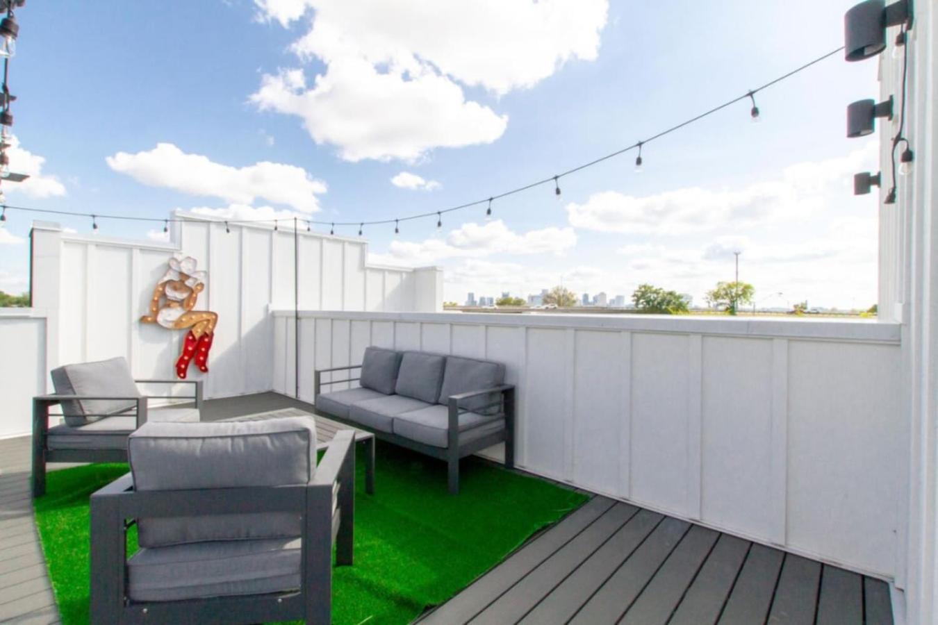 Villa Skyline Serenity Rooftop Patio With Ping Pong Nashville Exterior foto